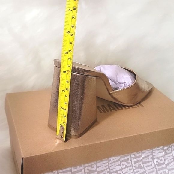 NIB STEVE MADDEN GOLD ESTHER BLOCK MULES 7.5 9.5 - Picture 6 of 7